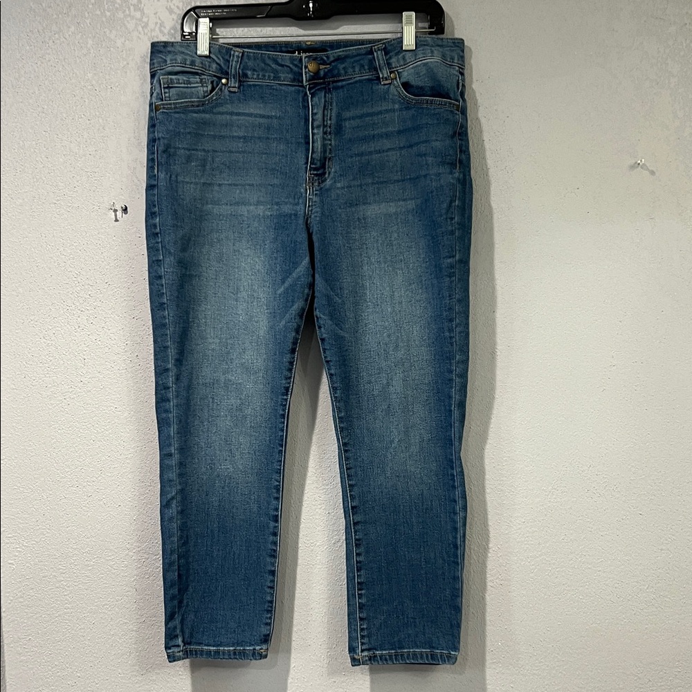 d. jeans Women’s Ankle Crop Slim Straight Jeans - Medium Blue Wash, Size 12
